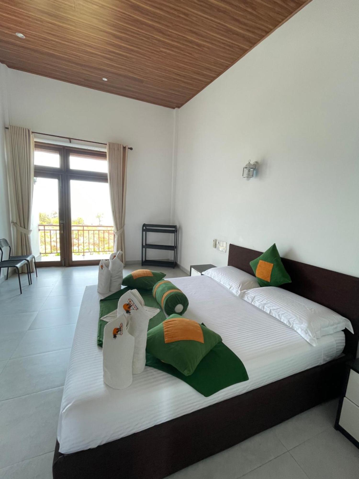 Amanda Beach Resort Passikudah エクステリア 写真